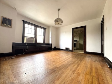 2212 Highland Ave unit 2, New Castle, PA 16105 - photo 4