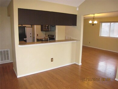 1601 NE 8th St, Moore, OK 73160 - photo 4