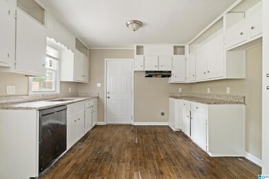 1709 3rd St NW, Center Point, AL 35215 - photo 6