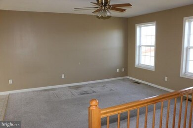 15297 Camden Dr, Greencastle, PA 17225 - photo 4