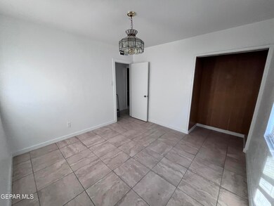 929 Giles Rd, El Paso, TX 79915 - photo 5