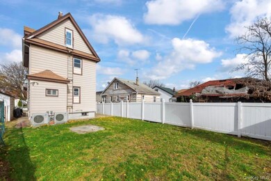 153-12 122nd Ave, Jamaica, NY 11434 - photo 5