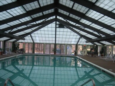 250 Hammond Pond Pkwy unit 903S, Chestnut Hill, MA 02467 - photo 5