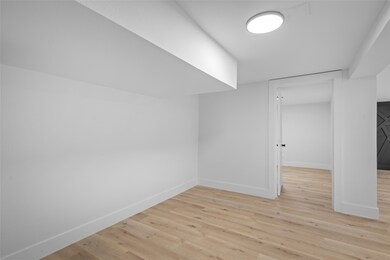 Breakfast Nook area