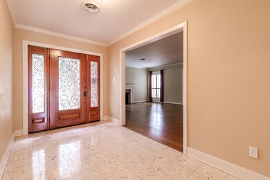 12126 Perthshire Rd, Houston, TX 77024 - photo 5