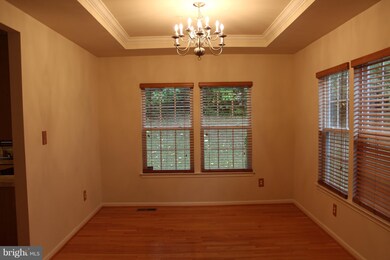 15514 Glastonbury Way, Upper Marlboro, MD 20774 - photo 4