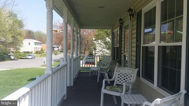 10005 Locust St, Glenn Dale, MD 20769 - photo 2