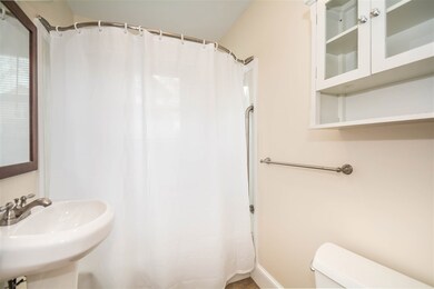 24 Norton St, Nashua, NH 03064 - photo 4