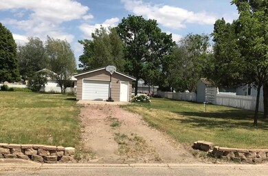 detached smaller garage