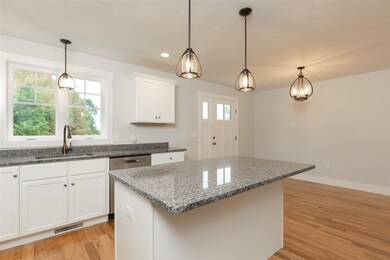 68 Stillwater Cir unit 19, Somersworth, NH 03878 - photo 6