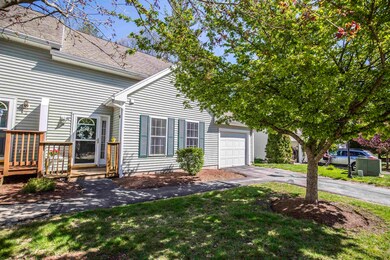 4 Clearwater Ln unit 22, Merrimack, NH 03054 - photo 2