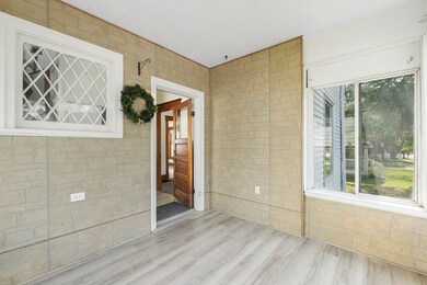 1316 Franklin St, Cedar Falls, IA 50613 - photo 6