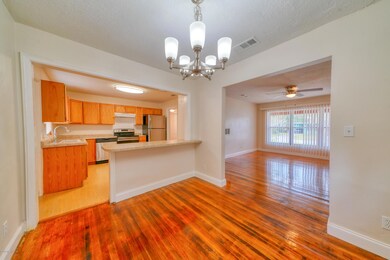 4425 Ish Brant Rd W, Jacksonville, FL 32210 - photo 6