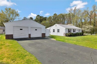 9814 Durango Rd, Henrico, VA 23228 - photo 3