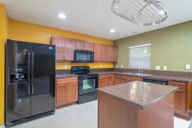 3807 Ellaville Ct, Jacksonville, FL 32218 - photo 3