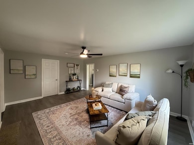 611 N Anderson St, Elwood, IN 46036 - photo 7