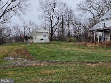 13715 New Windsor Rd, Union Bridge, MD 21791 - photo 2