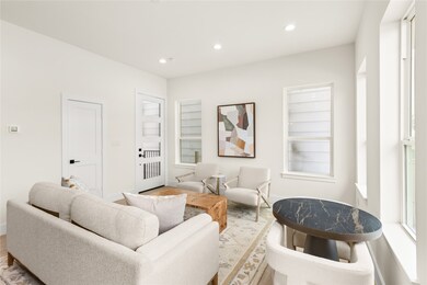 105 Tolima Dove St, Houston, TX 77018 - photo 6