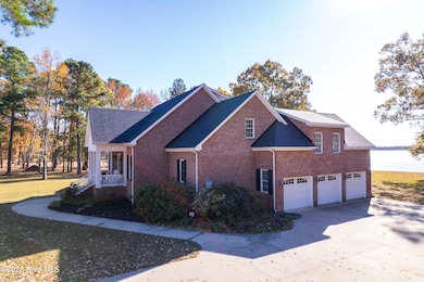 229 Grassy Point Dr, Hertford, NC 27944 - photo 2