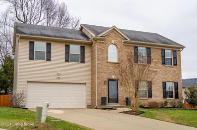 10501 Evanwood Dr, Louisville, KY 40228 - photo 3
