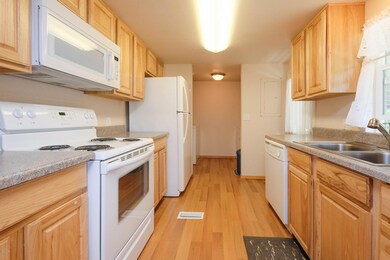 711 N Overlook Dr (mls)-12