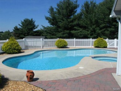 643 Bower Rd, Nazareth, PA 18064 - photo 4