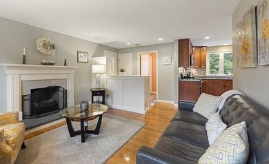 7 Hanson Rd, Charlton, MA 01507 - photo 3