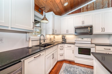 1450 County Road 220, Eureka Springs, AR 72631 - photo 7