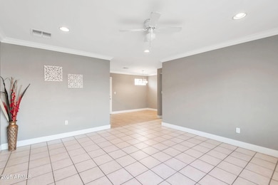 Living room 3