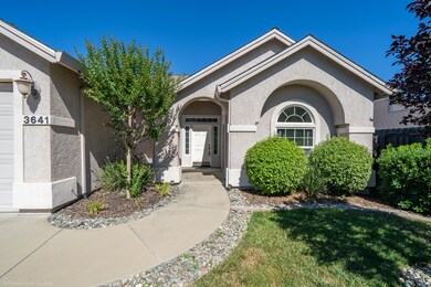 3641 Deuce Way-6