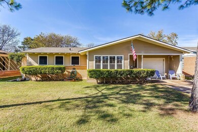 1322 Southern Blvd, Cleburne, TX 76033 - photo 3