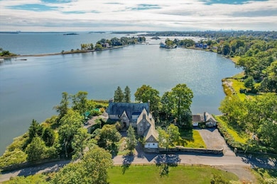 1 Pryer Manor Rd, Larchmont, NY 10538 - photo 2