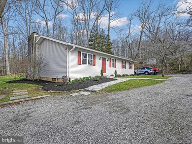 741 Marshall Rd, Glenmoore, PA 19343 - photo 3