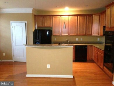 636 Spectator Ave, Hyattsville, MD 20785 - photo 7