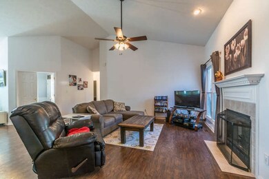 3965 N Tulipwood Ct, Bloomington, IN 47404 - photo 3