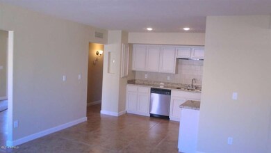 EAT IN KITCHEN