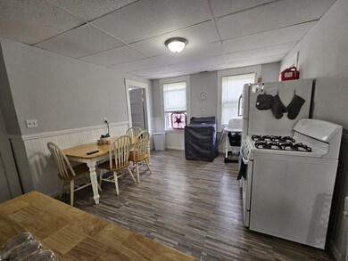 105 Arthur St unit 3, Worcester, MA 01604 - photo 5