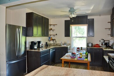Kitchen_main floor