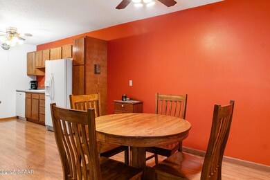 1707 21st Ave S unit 211, Grand Forks, ND 58201 - photo 3