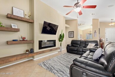 Great room w fire place