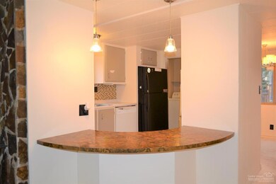 60943 Flint Ln, Bend, OR 97702 - photo 6