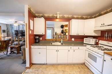 19 Caverly Point Rd, Mirror Lake, NH 03853 - photo 7