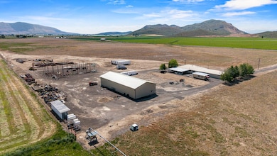 891 Cross Rd, Klamath Falls, OR 97603 - photo 5