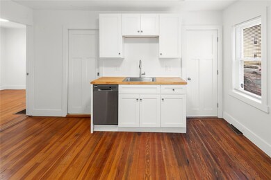 323 Williams St, Providence, RI 02906 - photo 5