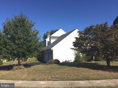 1924 Wayne Dr, Norristown, PA 19403 - photo 2