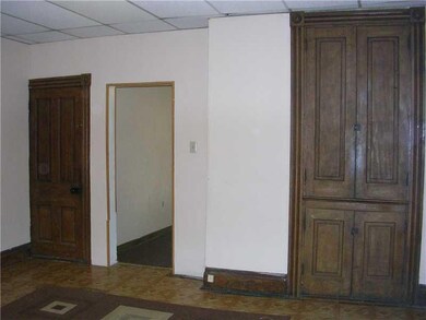 Dining Room. 22 Thayer dining room