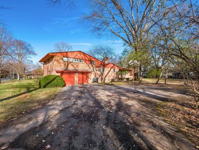 2711 Brentwood Rd, Columbus, OH 43209 - photo 7