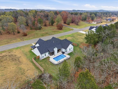 1708 E Holloway, Morrilton, AR 72110 - photo 2