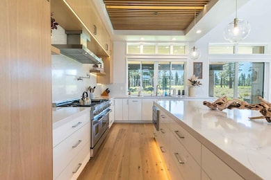 11614 Henness Rd unit Share B, Truckee, CA 96161 - photo 4