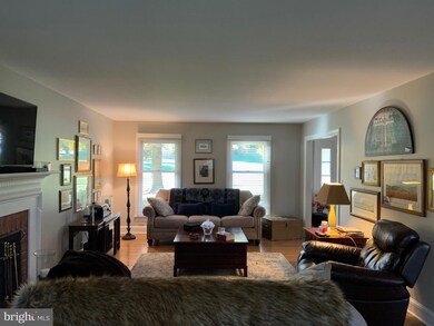 11115 Mahogany Dr, Hagerstown, MD 21742 - photo 6